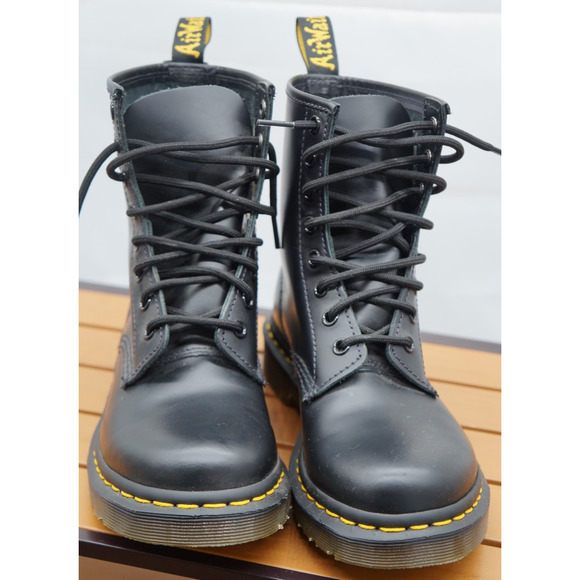New! DR Martens Womens Size 7 Mens 6 1460 Smooth Leather Lace Up Boot Black main image 5